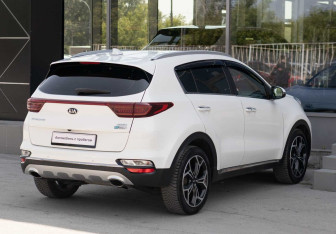 Подержанный автомобиль Kia Sportage 2020 года (5 фото)