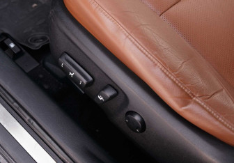 Подержанный автомобиль Toyota Camry Sedan 2016 года (18 фото)