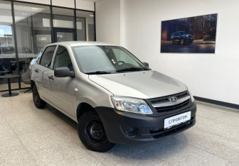 Подержанный автомобиль LADA (ВАЗ) Granta Sedan 2017 года (4 фото)