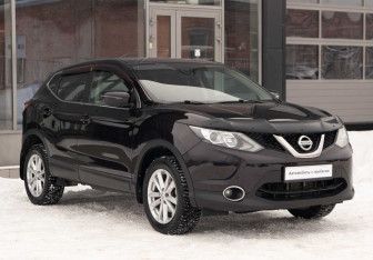 Подержанный автомобиль Nissan Qashqai 2014 года (3 фото)