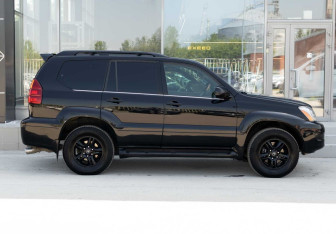 Подержанный автомобиль Lexus GX 2003 года (4 фото)
