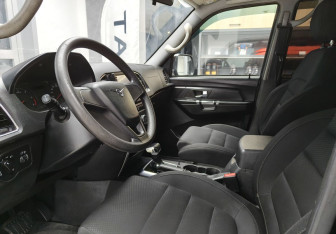 Подержанный автомобиль УАЗ Patriot 2021 года (9 фото)