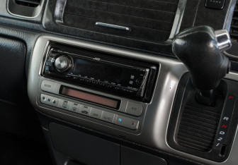 Подержанный автомобиль Honda Stepwgn 2003 года (13 фото)