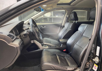 Подержанный автомобиль Honda Accord Sedan 2008 года (9 фото)