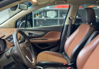 Подержанный автомобиль Opel Mokka 2013 года (12 фото)