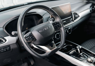 Подержанный автомобиль Exeed TXL 2020 года (11 фото)