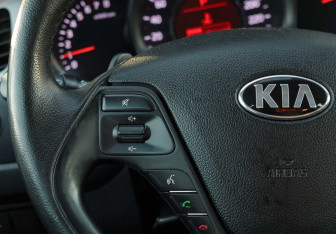 Подержанный автомобиль Kia Ceed Wagon 2018 года (12 фото)