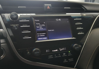 Подержанный автомобиль Toyota Camry Sedan 2020 года (12 фото)