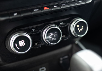 Подержанный автомобиль Renault Arkana 2021 года (15 фото)