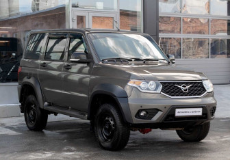 Подержанный автомобиль УАЗ Patriot 2019 года (3 фото)