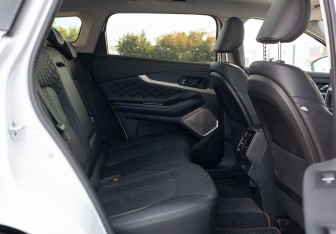 Подержанный автомобиль Exeed TXL 2022 года (23 фото)