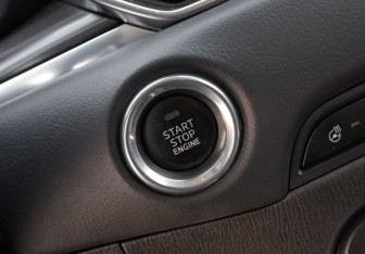 Подержанный автомобиль Mazda CX-5 2021 года (15 фото)