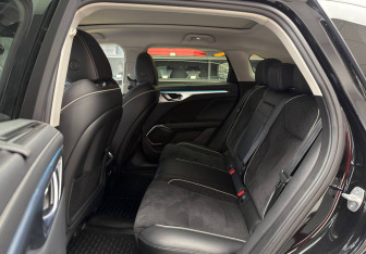 Подержанный автомобиль Wey Coffee 01 2023 года (17 фото)