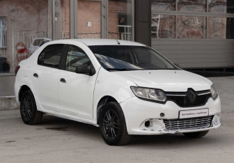 Подержанный автомобиль Renault Logan Sedan 2015 года (3 фото)