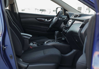 Подержанный автомобиль Nissan Qashqai 2015 года (19 фото)