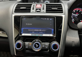 Подержанный автомобиль Subaru Levorg 2017 года (9 фото)