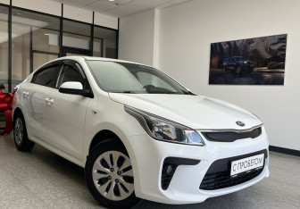 Подержанный автомобиль Kia Rio Sedan 2019 года (3 фото)
