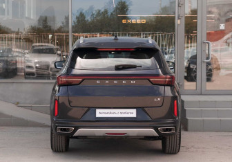 Подержанный автомобиль Exeed LX 2024 года (6 фото)