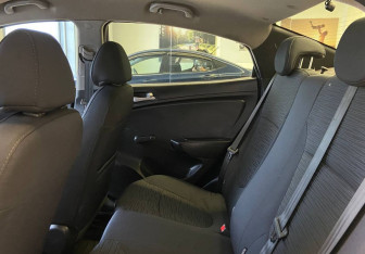 Подержанный автомобиль Hyundai Solaris Sedan 2016 года (13 фото)