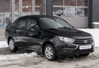 Подержанный автомобиль LADA (ВАЗ) Granta Sedan 2023 года (3 фото)