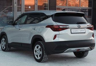 Подержанный автомобиль Kia Seltos 2021 года (7 фото)