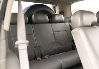 Подержанный автомобиль Dodge Durango 2005 года (20 фото)