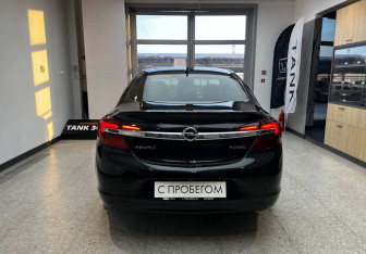 Подержанный автомобиль Opel Insignia Sedan 2014 года (6 фото)