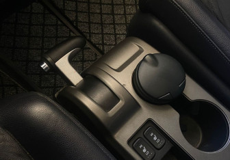 Подержанный автомобиль Honda CR-V 2012 года (9 фото)