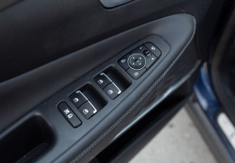 Подержанный автомобиль Hyundai Santa Fe 2020 года (19 фото)