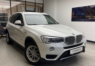 Подержанный автомобиль BMW X3 2015 года (4 фото)