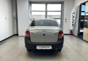 Подержанный автомобиль LADA (ВАЗ) Granta Sedan 2017 года (6 фото)