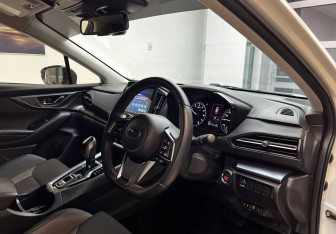 Подержанный автомобиль Subaru Levorg 2021 года (15 фото)