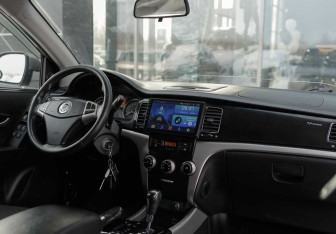 Подержанный автомобиль SsangYong Actyon 2012 года (10 фото)