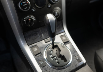 Подержанный автомобиль Suzuki Grand Vitara 2013 года (15 фото)