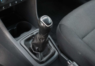 Подержанный автомобиль Skoda Rapid Liftback 2017 года (14 фото)