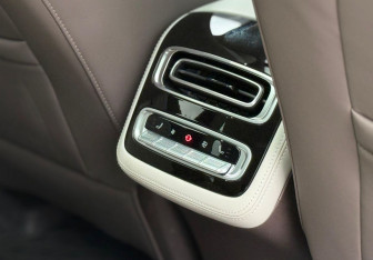 Подержанный автомобиль Exeed RX 2024 года (21 фото)