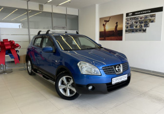 Подержанный автомобиль Nissan Qashqai 2007 года (3 фото)