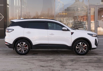 Подержанный автомобиль Chery Tiggo 7 Pro Max 2024 года (4 фото)