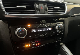 Подержанный автомобиль Mazda CX-5 2015 года (16 фото)