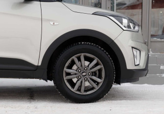 Подержанный автомобиль Hyundai Creta 2020 года (9 фото)