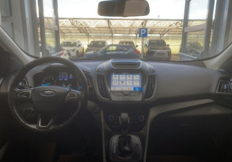 Подержанный автомобиль Ford Kuga 2018 года (7 фото)