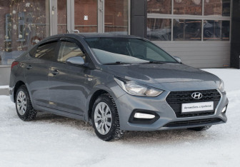 Подержанный автомобиль Hyundai Solaris Sedan 2020 года (3 фото)