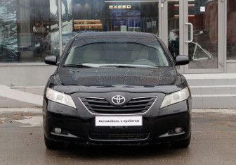Подержанный автомобиль Toyota Camry Sedan 2006 года (2 фото)