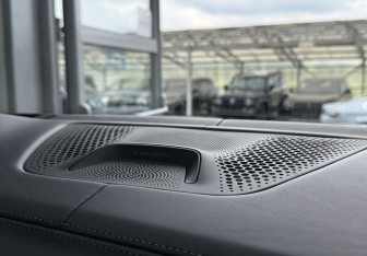 Подержанный автомобиль BMW X7 2019 года (24 фото)