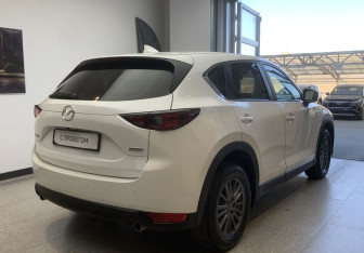 Подержанный автомобиль Mazda CX-5 2017 года (4 фото)