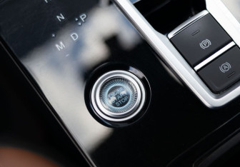 Подержанный автомобиль Chery Tiggo 8 Pro Max 2022 года (17 фото)