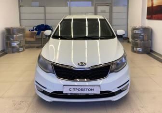 Подержанный автомобиль Kia Rio Sedan 2015 года (2 фото)