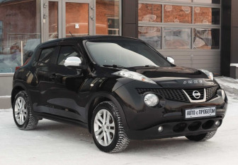 Подержанный автомобиль Nissan Juke 2011 года (3 фото)