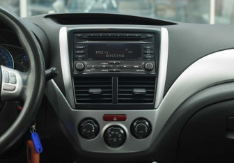 Подержанный автомобиль Subaru Forester Suv 2008 года (14 фото)