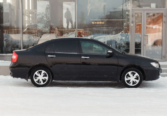 Подержанный автомобиль Lifan Solano 2013 года (4 фото)